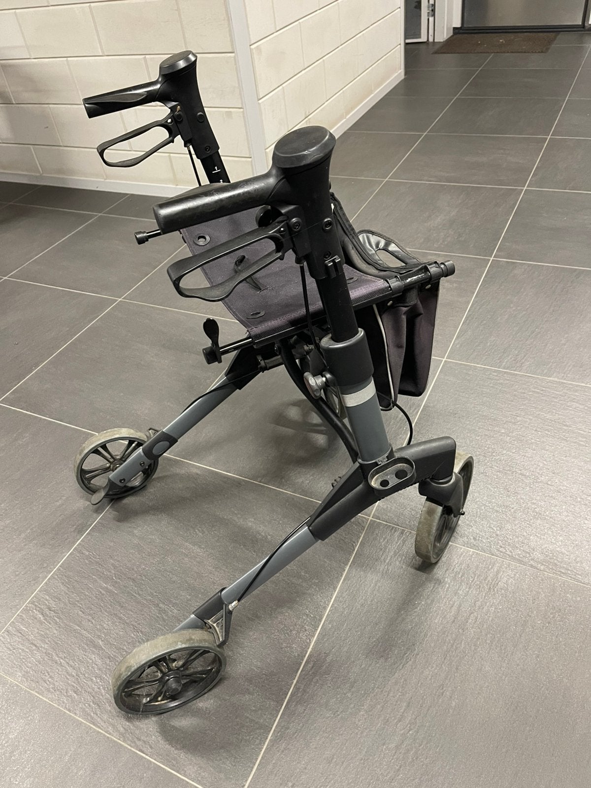 Lichte opklapbare rollator, Ophalen, Gebruikt