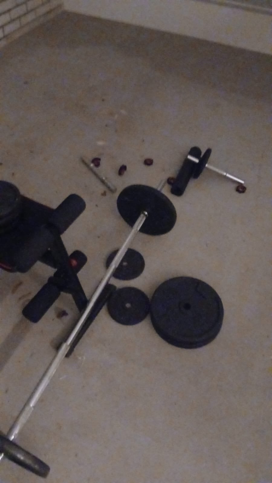 Squat/bankdruk rek met gewichten en bankje, Ophalen, Gebruikt, Krachtstation, Armen