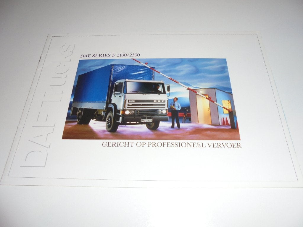 brochure DAF 2100 en 2300, Ophalen of Verzenden, Zo goed als nieuw, Overige merken
