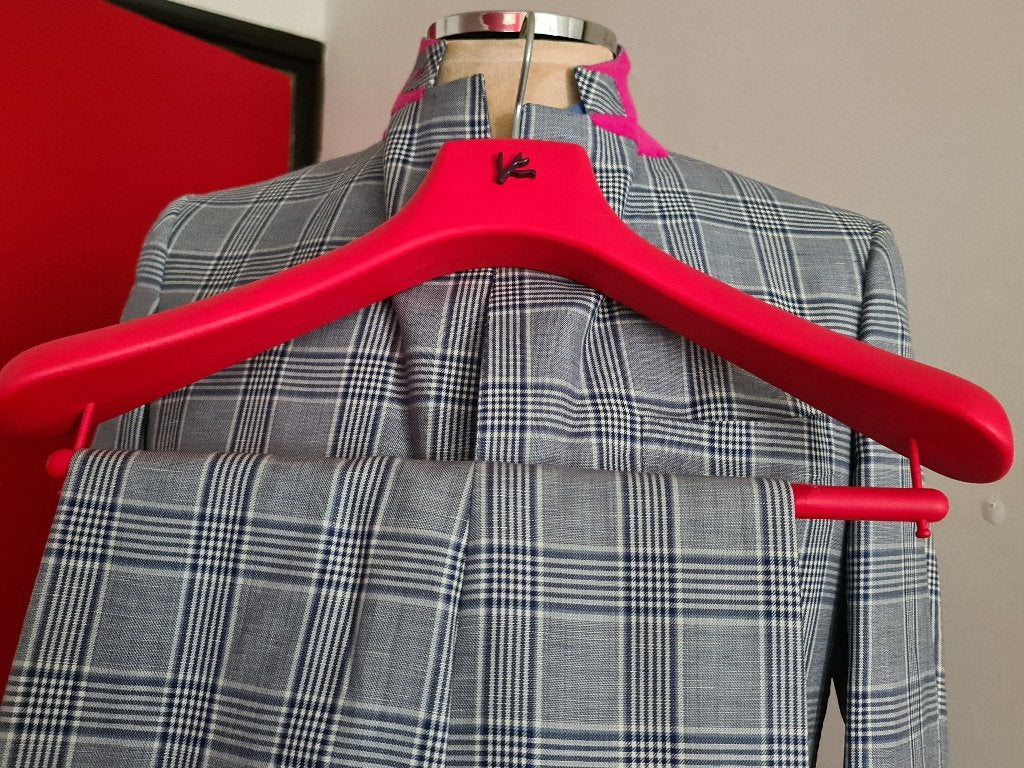 ISAIA Kostuum met prachtige pasvorm en blauwe kleur maat 50, Kleding | Heren, Isaia, Zo goed als nieuw, Verzenden, Maat 48/50 (M)