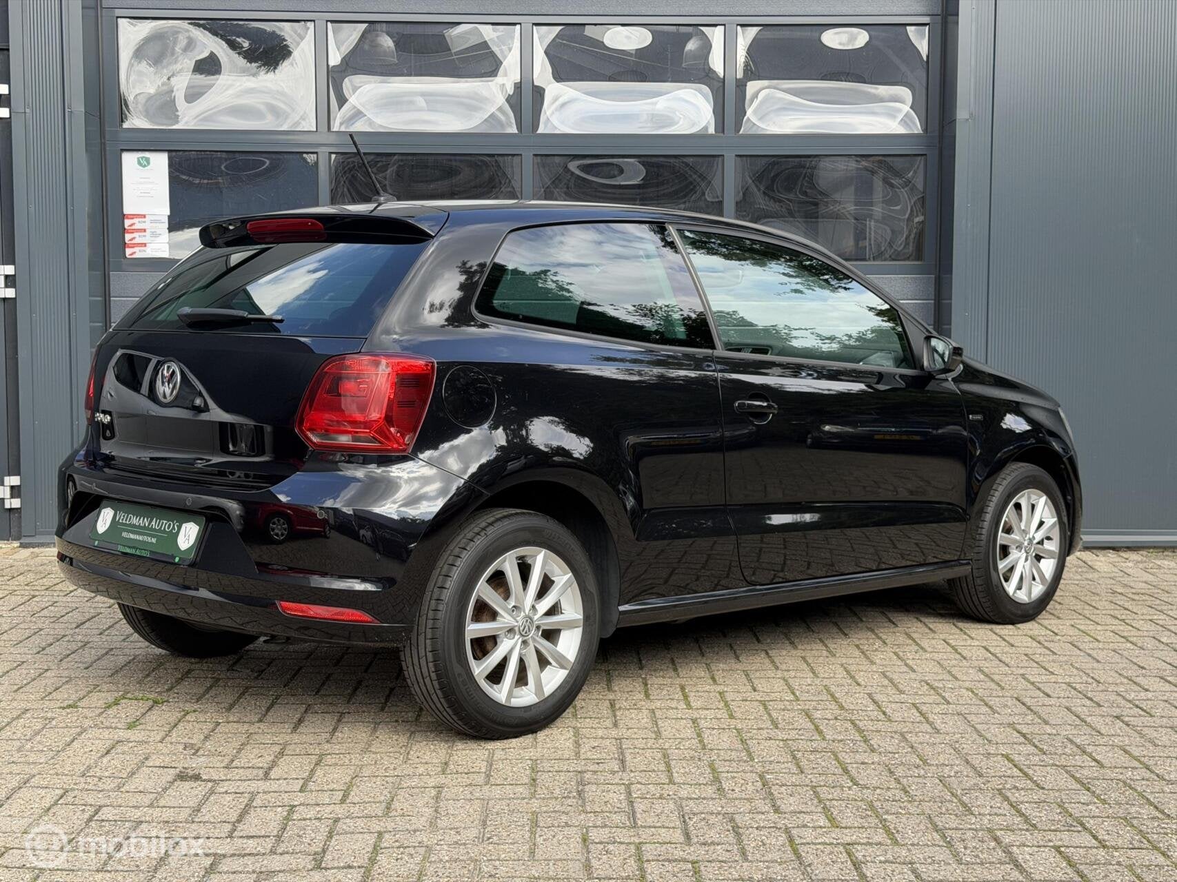 Volkswagen Polo 1.0 Comfortline | Airco | Cruise | 1e Eig, Auto's, Volkswagen, Gebruikt, Zwart, Bedrijf, Handgeschakeld