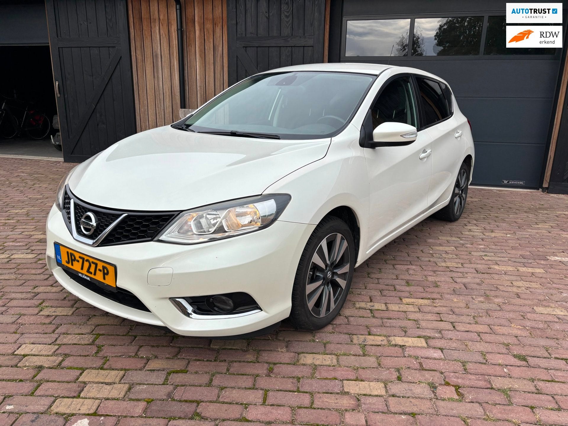 Nissan Pulsar 1.2 DIG-T N-Connecta, CAMERA ,NAVIGATIE., Auto's, Voorwielaandrijving, Dealer onderhouden, Gebruikt, 4 cilinders