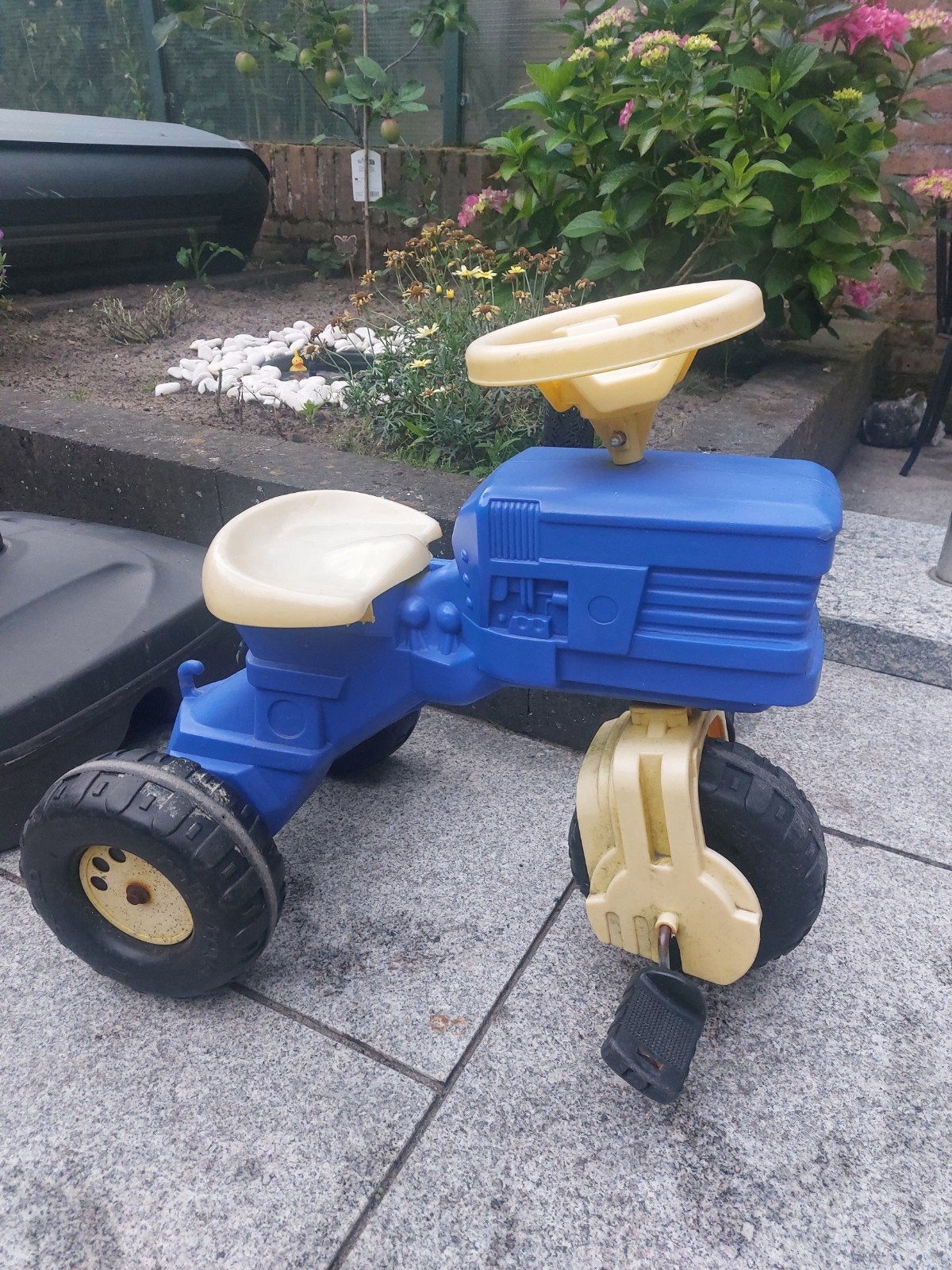 Blauwe traptractor voor urenlang speelplezier, Ophalen, Gebruikt, Trapvoertuig
