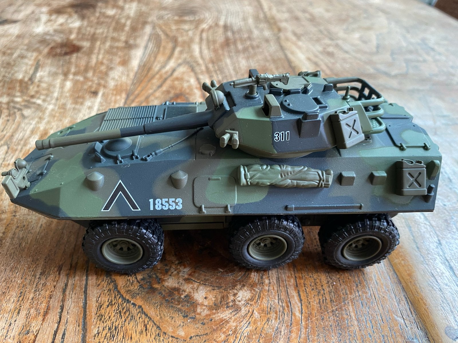 New-Ray LAV-25 Schaalmodel USMC Amfibisch Wielvoertuig, Ophalen of Verzenden, Gebruikt, Overige typen, Overige merken