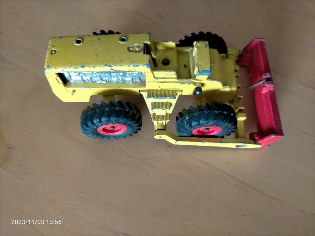 Dinky toys Michigan tractor dozer, Ophalen of Verzenden, Gebruikt, Auto