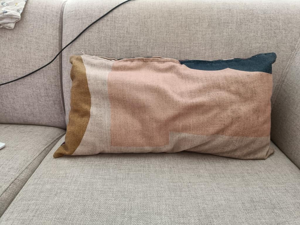 Hk living kussen, Huis en Inrichting, Woonaccessoires | Kussens, Ophalen