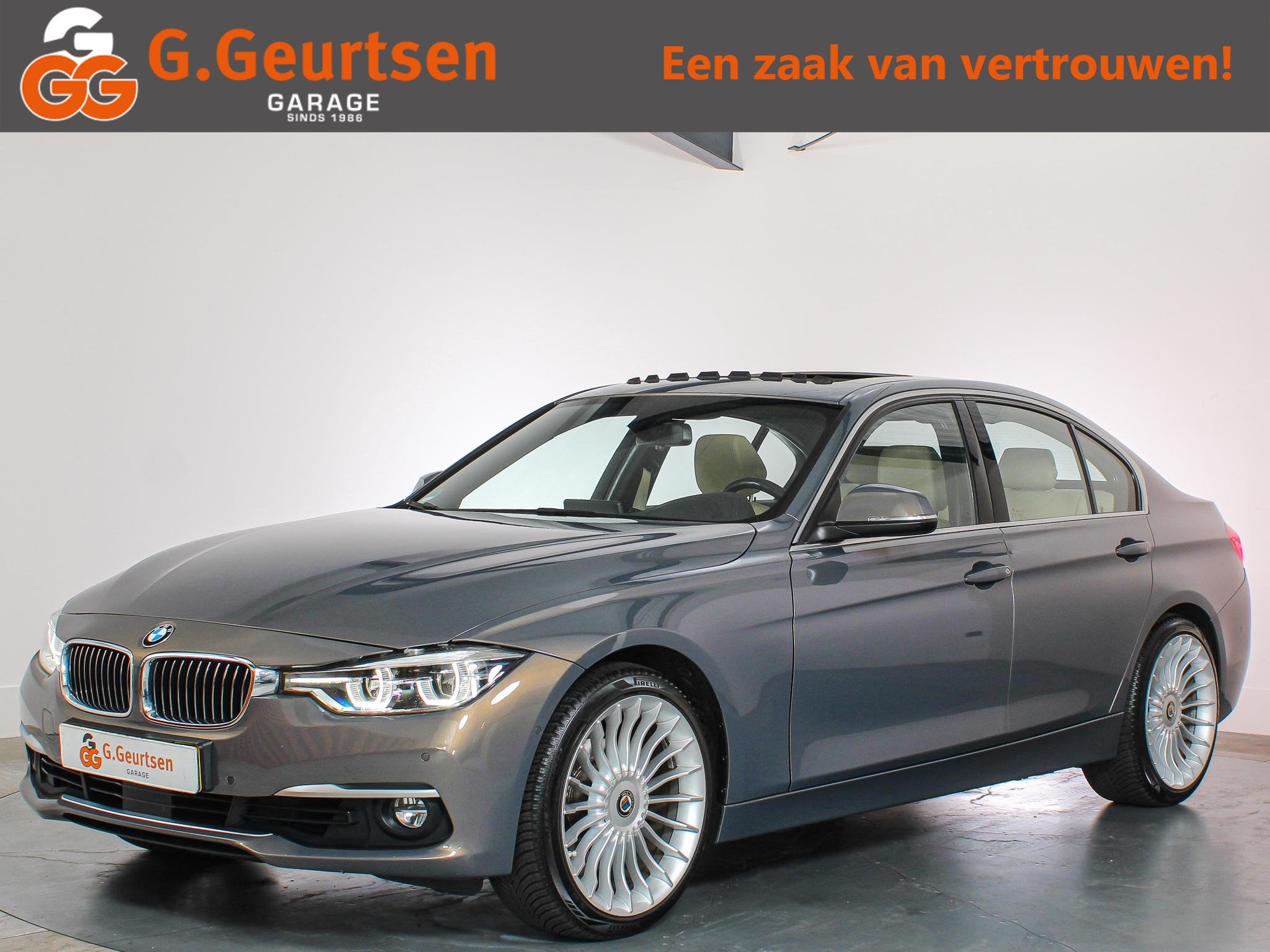 BMW 3-serie 320i Luxury Edition Schuif/kanteldak, Keyless, A, Automaat, 1998 cc, Achterwielaandrijving, 4 cilinders