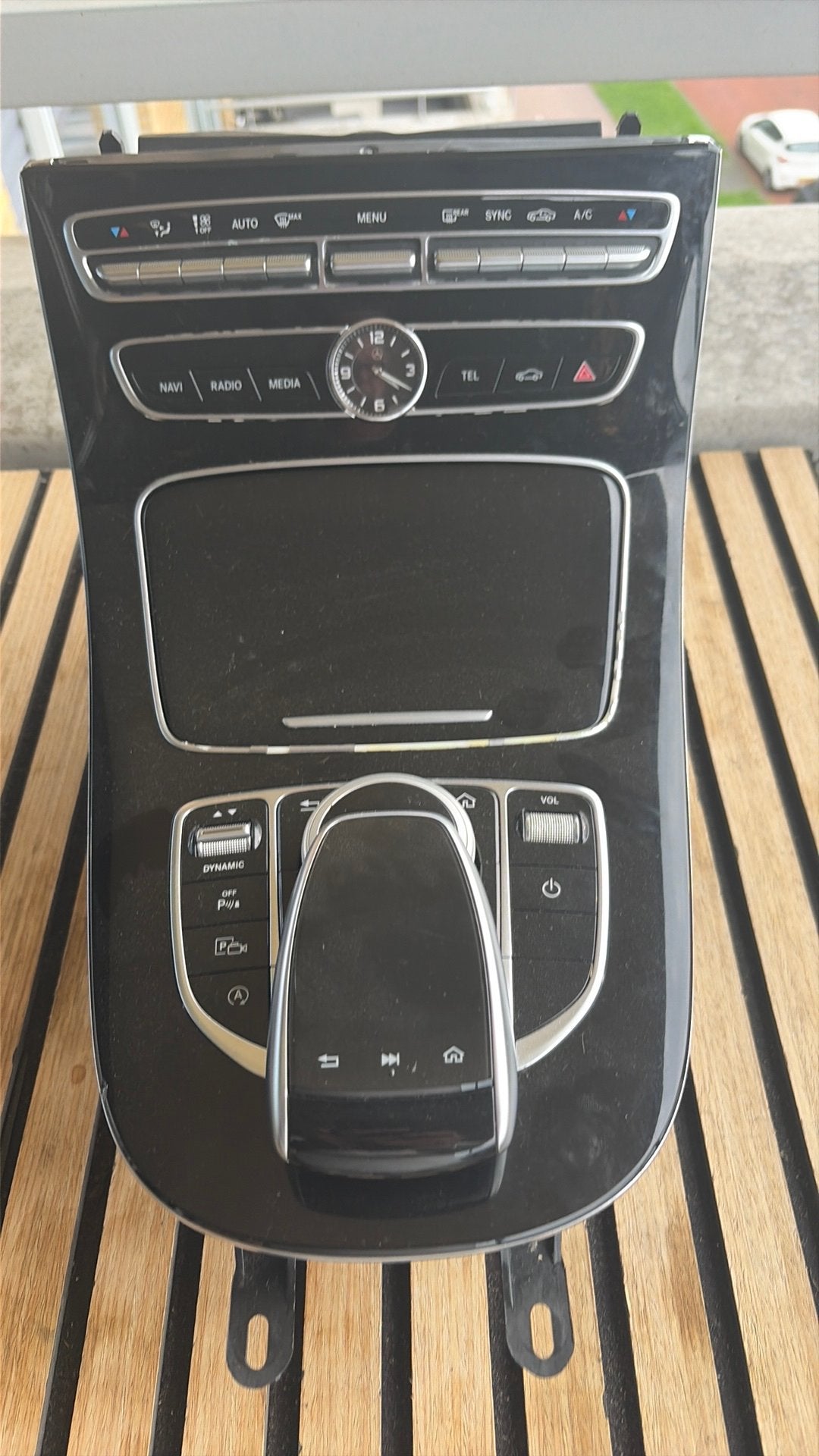 Mercedes-Benz E-Klasse W213 Midden Touchpad & Klok (2016, Ophalen of Verzenden