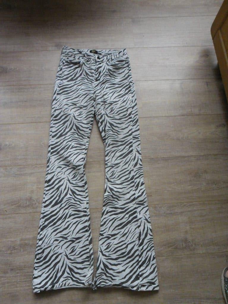 z.g.a.n. dames -meisjes spijkerbroek. Maat XS, Kleding | Dames, Overige kleuren, Seven Sisters, Ophalen of Verzenden, Zo goed als nieuw