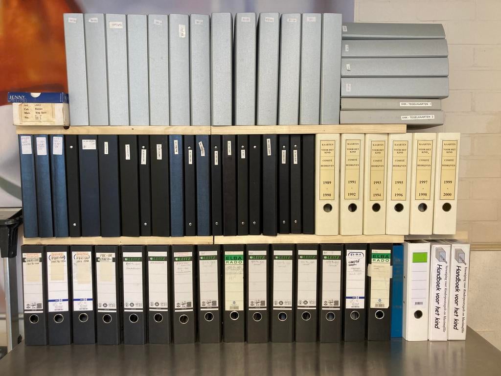 Kinderpostzegels prentbriefkaarten, hartjes kaarten, Ophalen