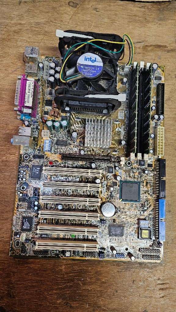 Asus P4B533 Gold UAY, Gebruikt, Socket 478, Ophalen of Verzenden, DDR