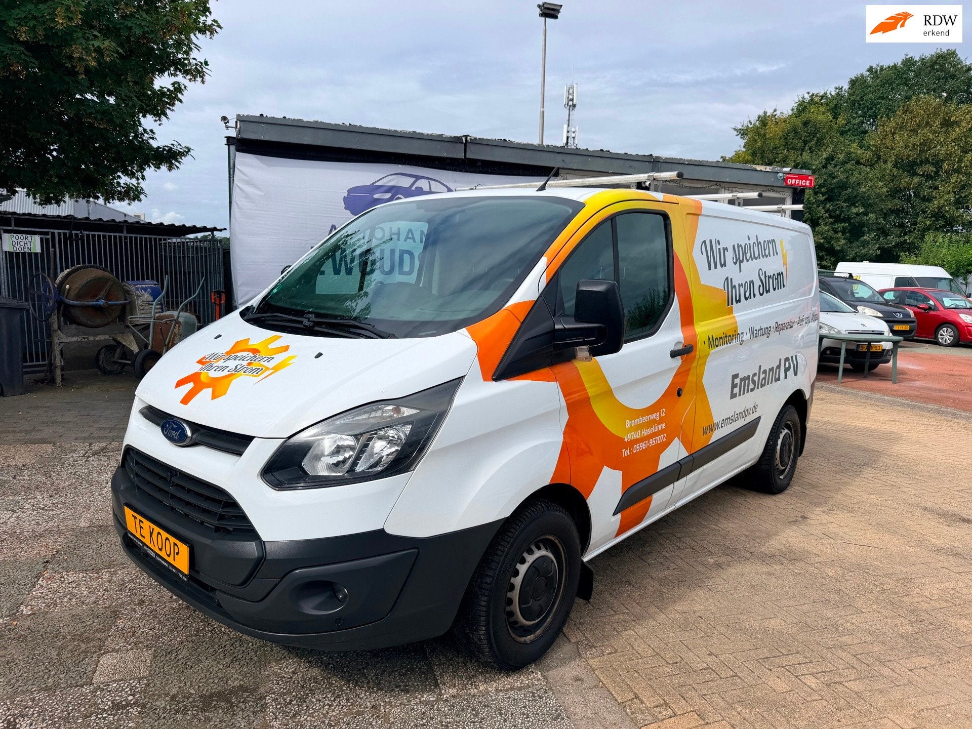 Ford Transit Custom 250 2.2 TDCI TURBO SCHADE EXPORT, Voorwielaandrijving, Gebruikt, Zwart, Wit
