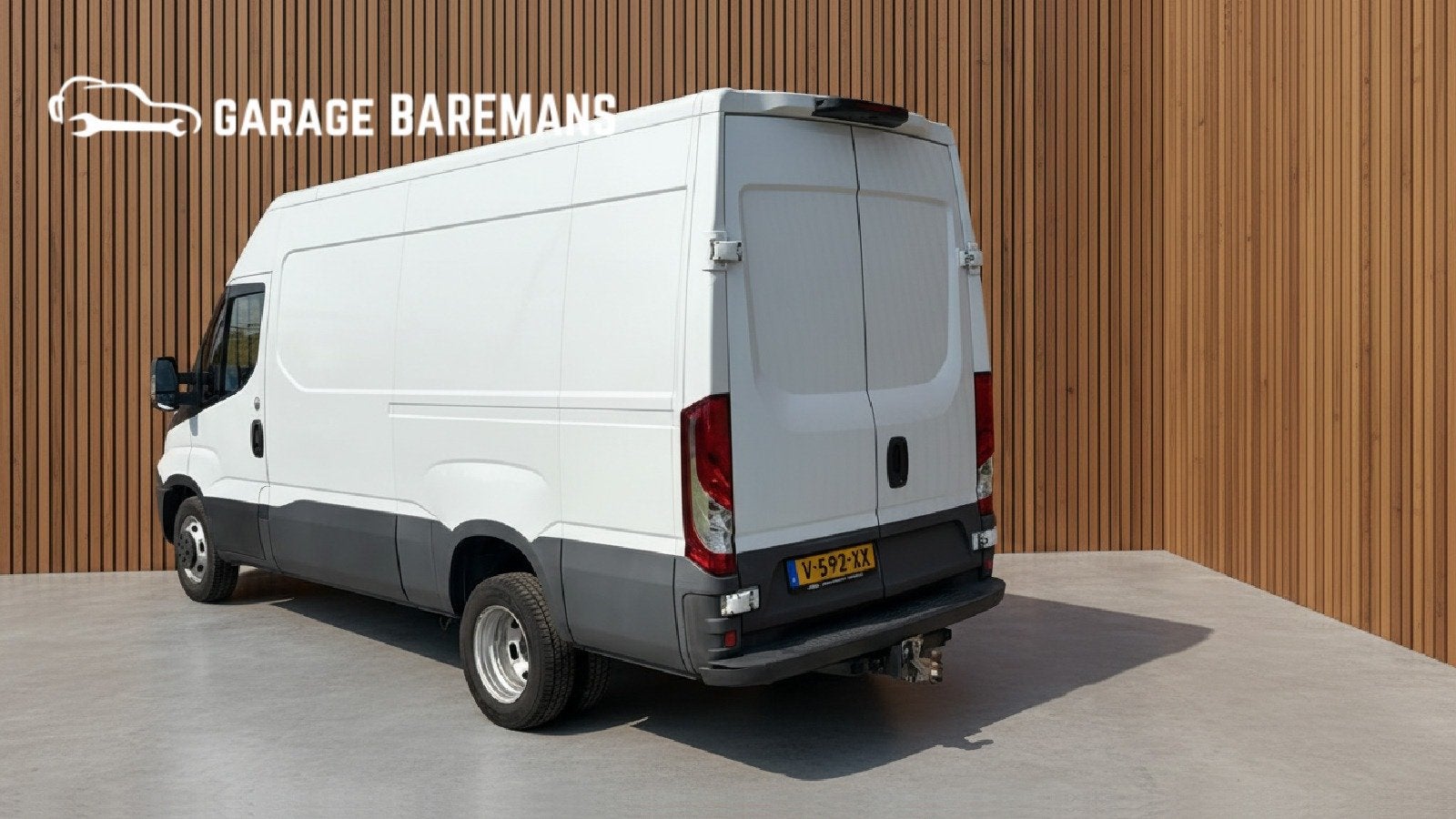 Iveco Daily 35C14V 2.3 352 H2 L 3500kg trekgewicht, Auto's, Gebruikt, Euro 6, Iveco, 2535 kg