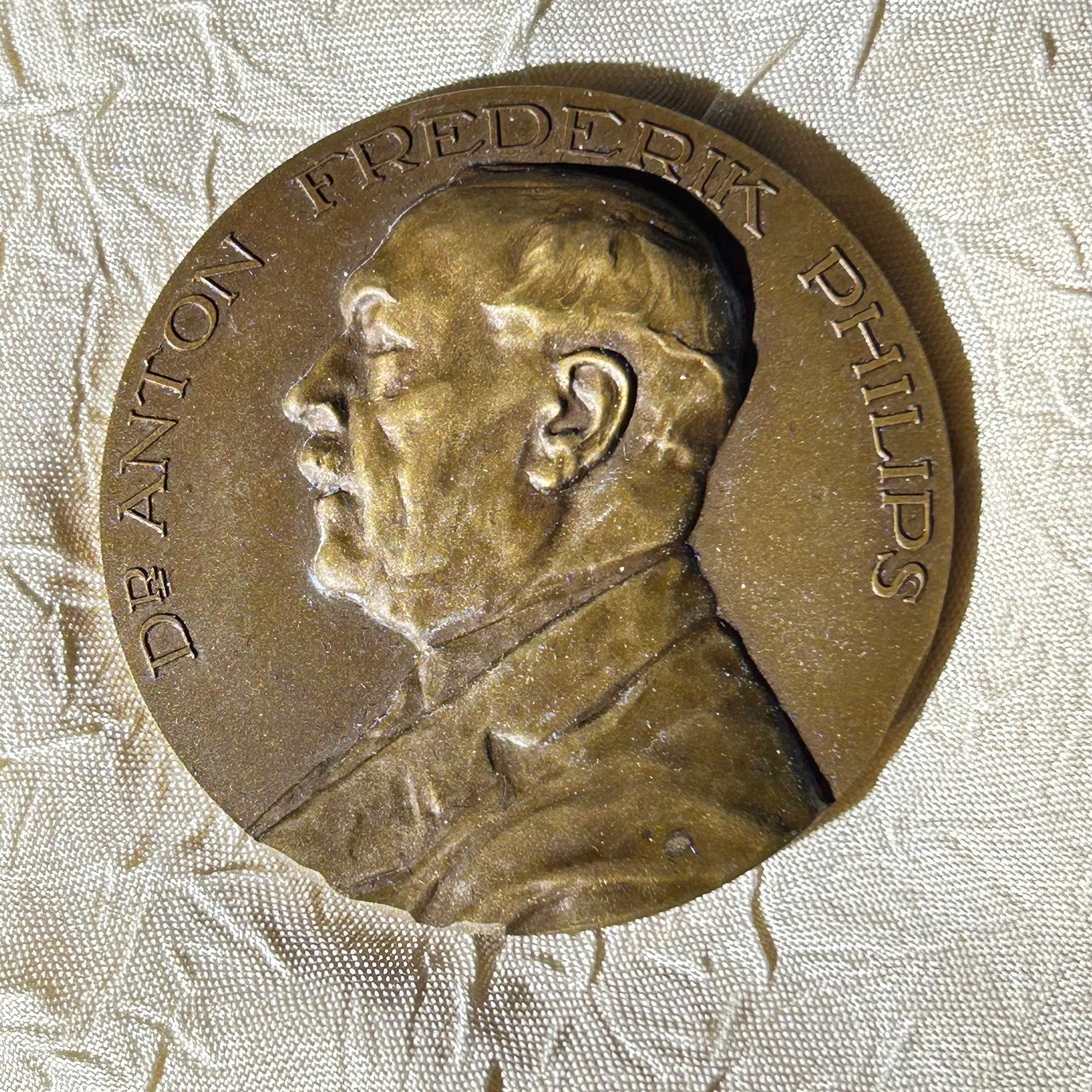 Bronzen penning, 100 jaar Dr. Anton Philips, in doosje, Ophalen of Verzenden, Overige materialen