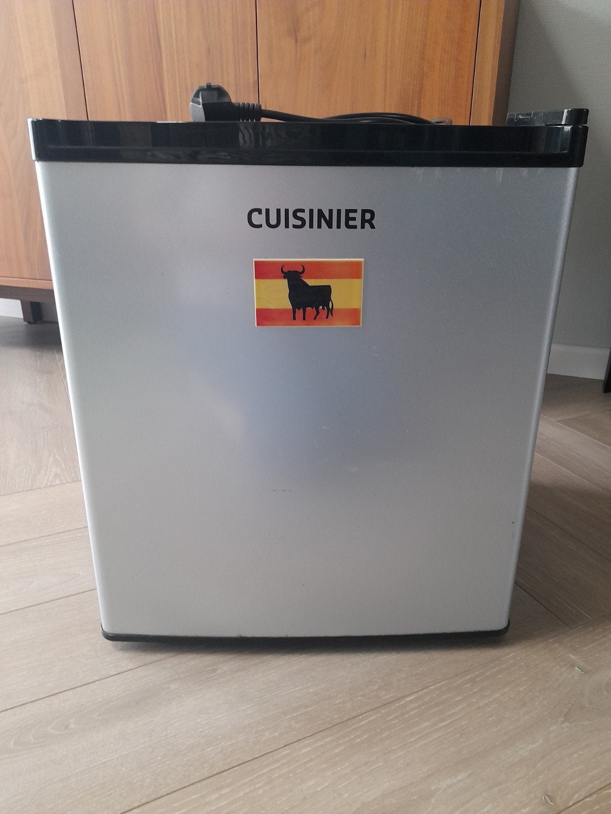 Cuisinier barkoelkast - minibar in goede staat, Ophalen, Zonder vriesvak, Minder dan 45 cm, Minder dan 85 cm