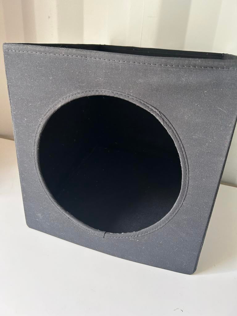 IKEA DRÖNA zwart met gat voor katten, Dieren en Toebehoren, Katten-accessoires, Gebruikt, ., Ophalen of Verzenden, .