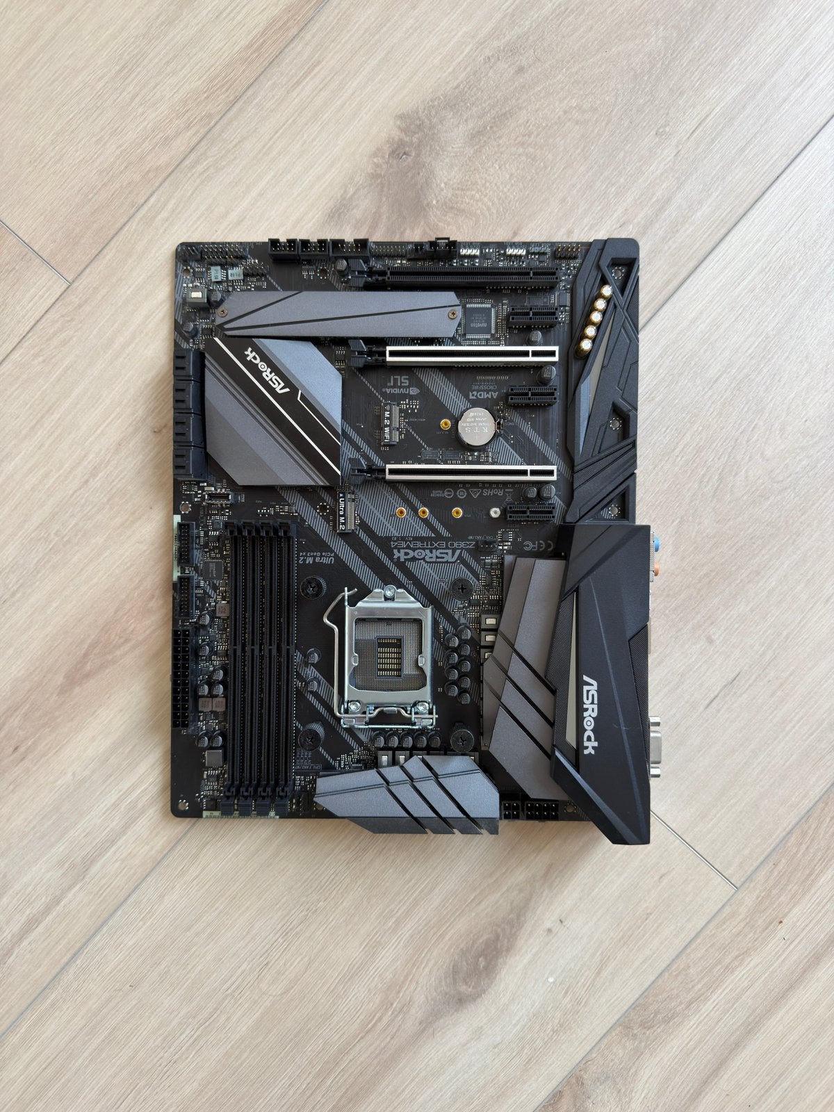 ASRock Z390 Extreme4, Ophalen of Verzenden, Zo goed als nieuw