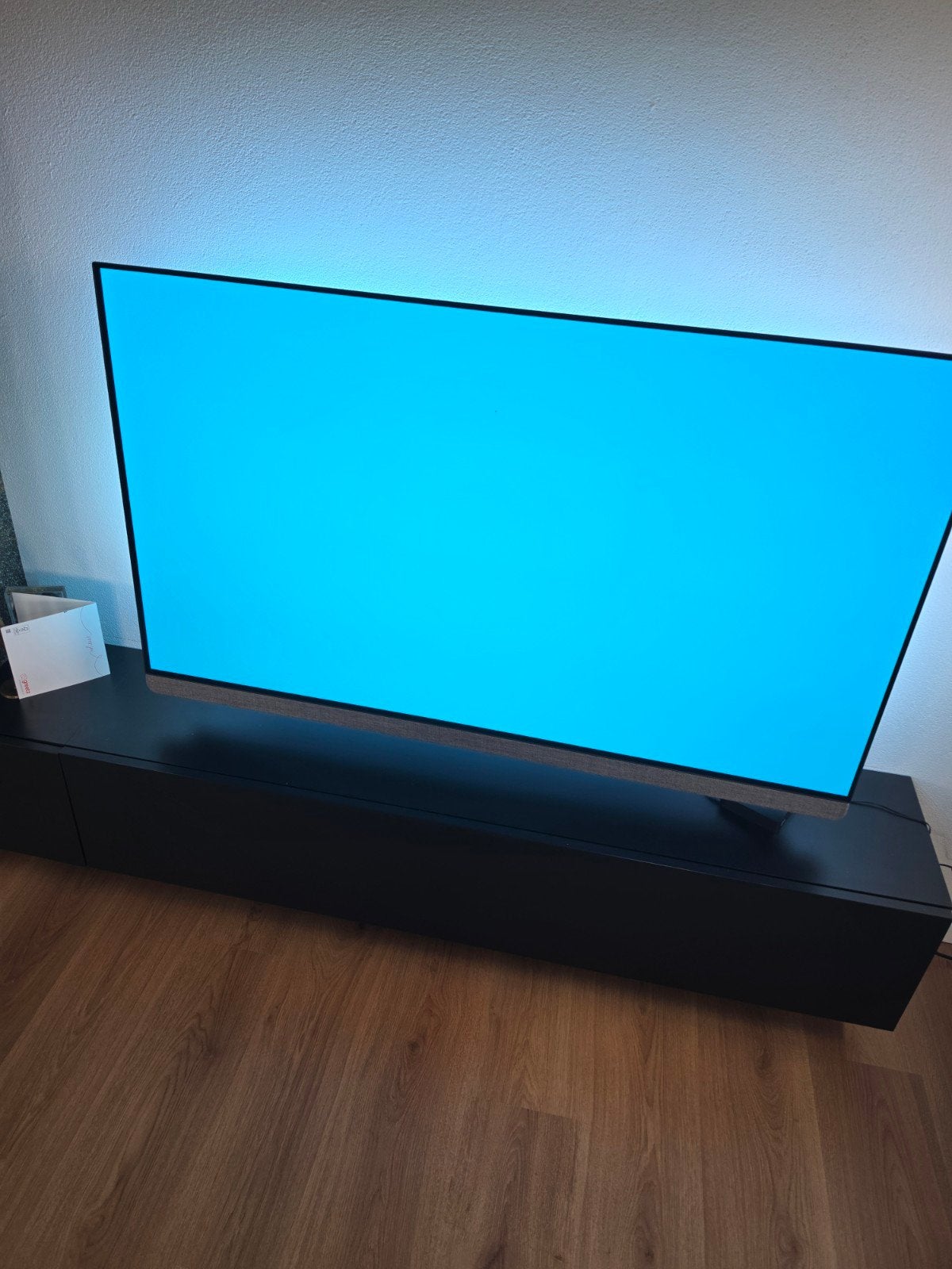 Foto 14 van Zeer mooie  Philips 55OLED+910 4zijdig Ambilight, 2026!