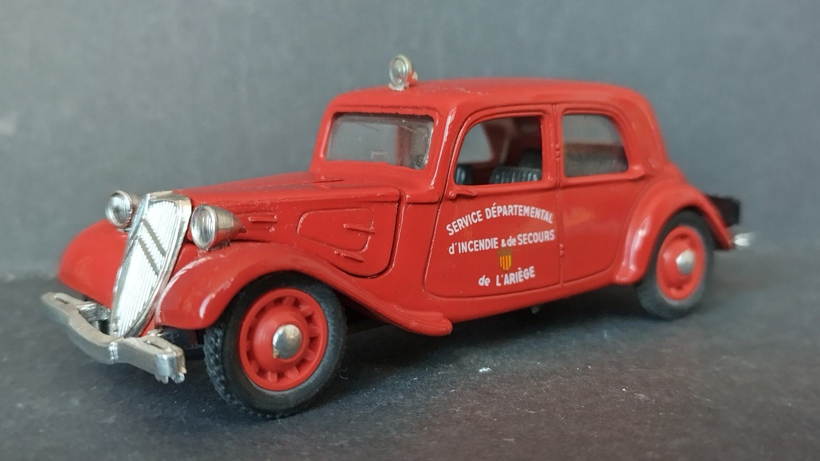 Citroen Traction Avant servixe departemental 1:43 Eligor Pol, Overige merken, Auto, Verzenden, .