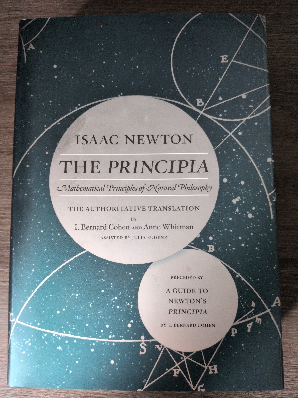 Isaac Newton - The Principia - Ongelezen met dustcover, Ophalen of Verzenden