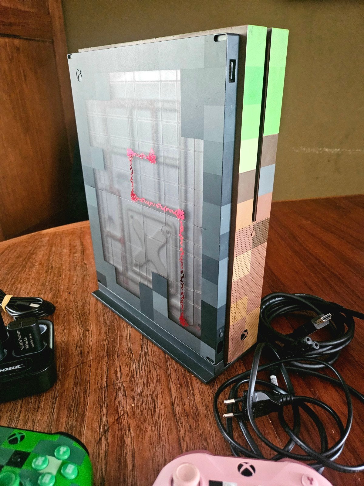 Xbox One S Minecraft Limited Edition met controllers en gam, Spelcomputers en Games, Met 2 controllers, Xbox One S, Ophalen of Verzenden