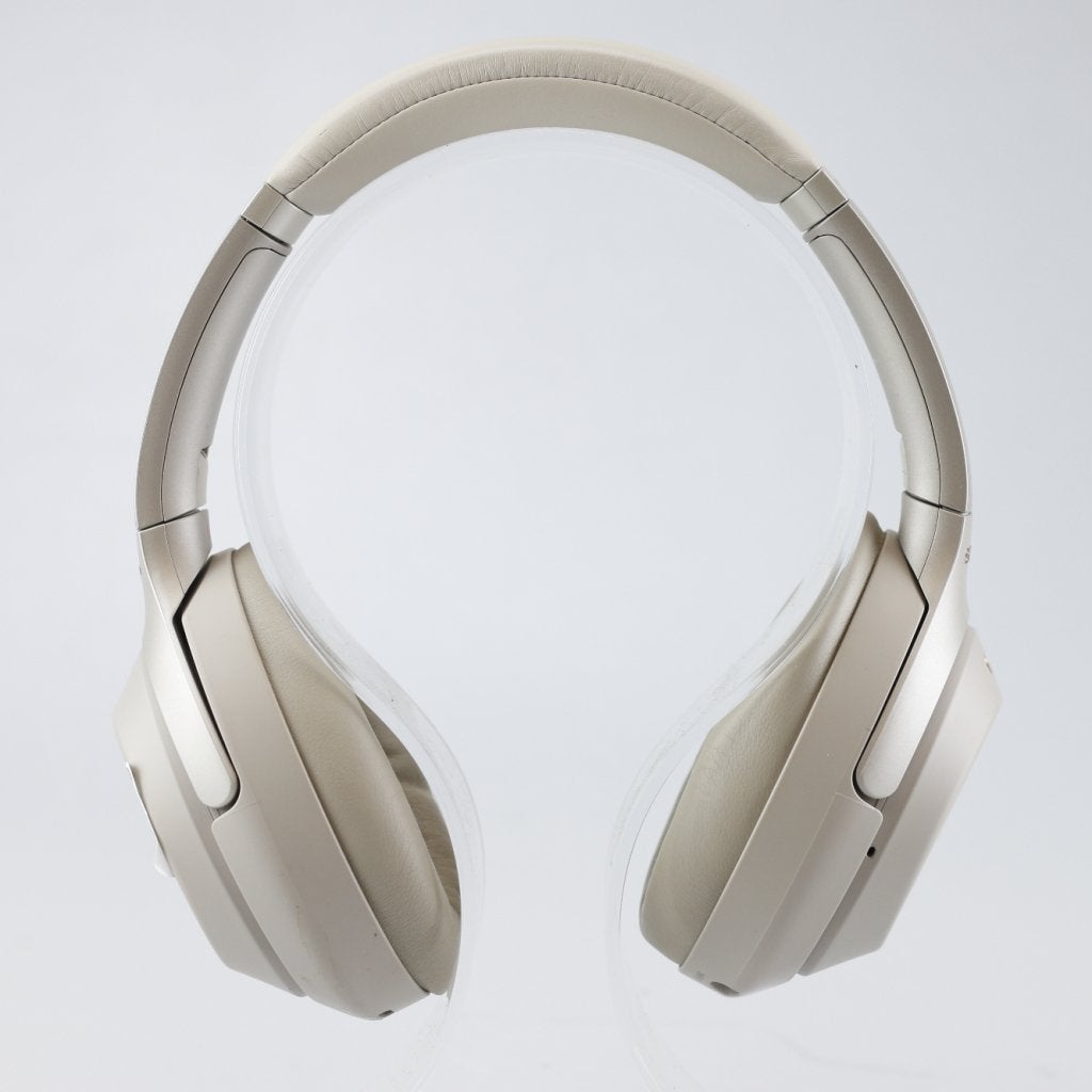 Sony WH-1000XM3 Bluetooth Koptelefoon Beige, Sony, Zo goed als nieuw, Support@sony.com, 1-7-1 Konan, Minato-ku
Tokyo 108-0075
Japan