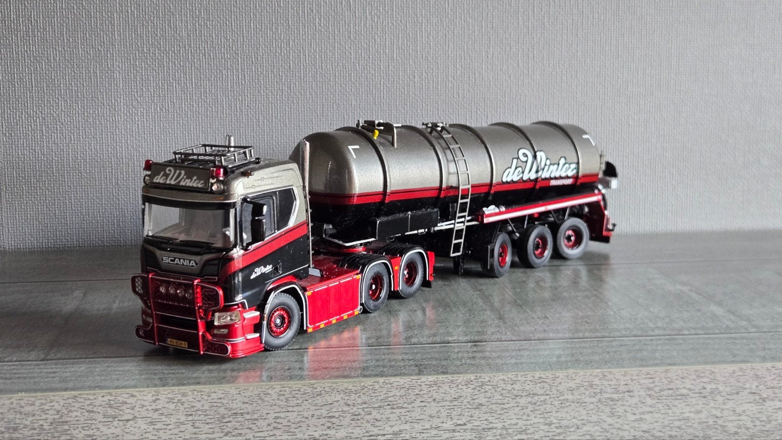 - WSI Model De Winter Truck en Trailer -, Ophalen of Verzenden, Zo goed als nieuw, Bus of Vrachtwagen, Wsi