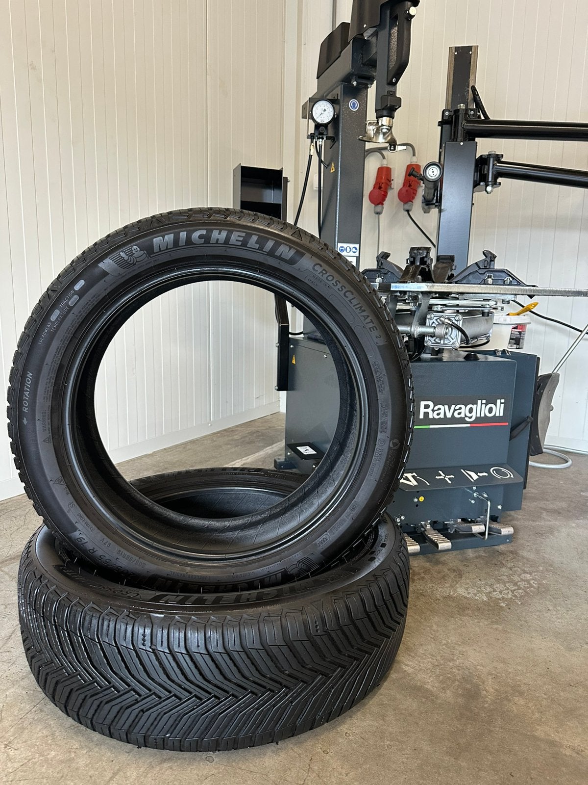 2 Stuks Michelin 205 55 19 All Season Banden Incl. Montage, CrossClimate 2, Nieuw, Ophalen of Verzenden, Michelin