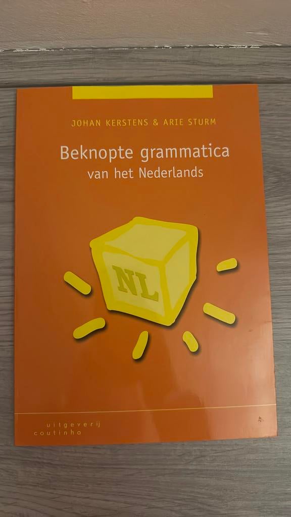 J. Kerstens - Beknopte grammatica van het Nederlands, Ophalen of Verzenden, Zo goed als nieuw, J. Kerstens; A. Sturm