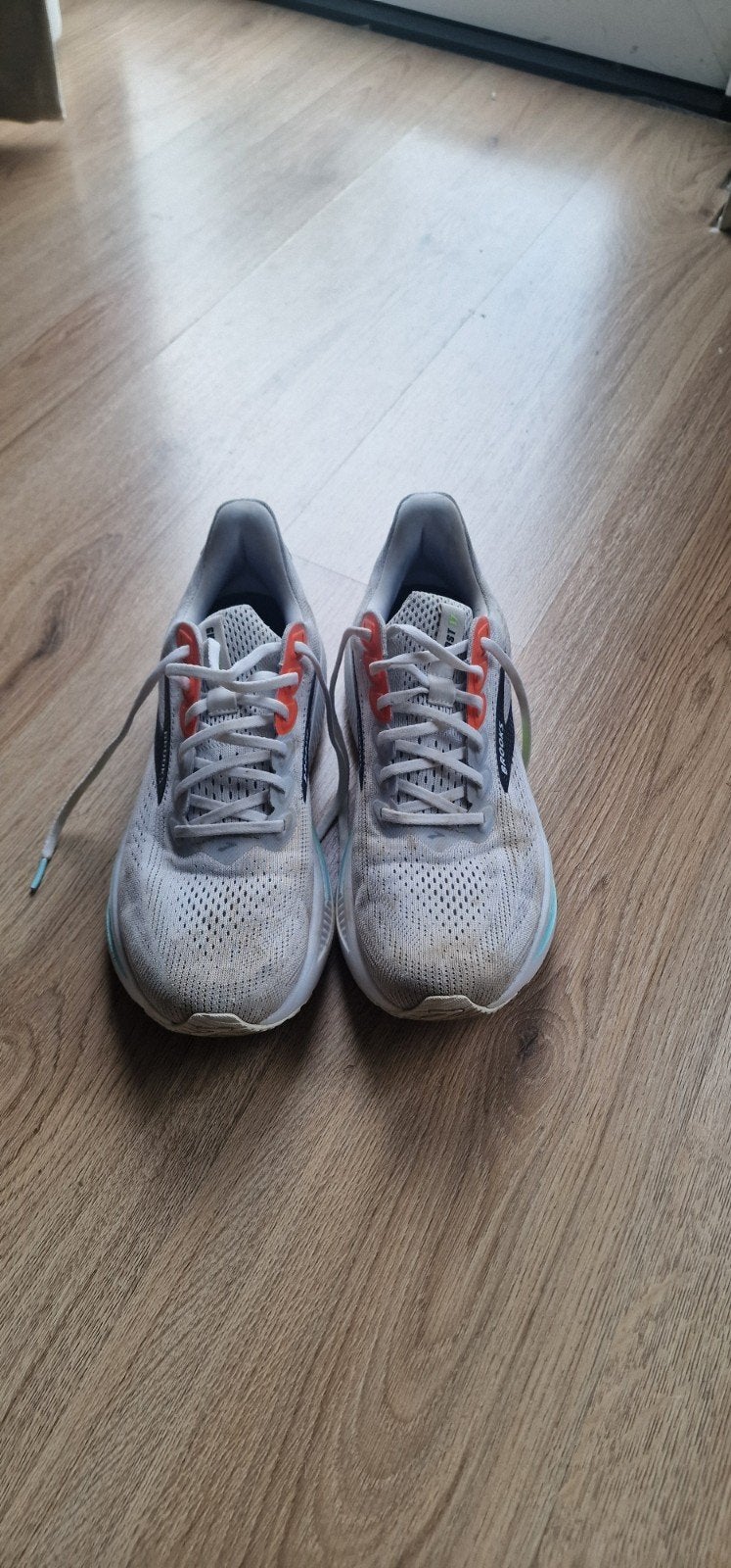 Brooks Hardloopschoenen Maat 44 - Nog 850km+ loopcomfort!, Ophalen of Verzenden