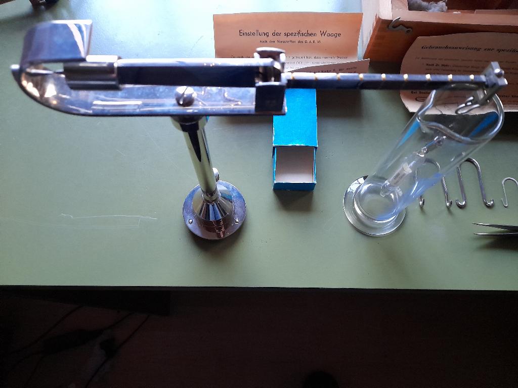 Spezifische Waage  Apotheke, Verzenden, 50 tot 100 cm, Glas, Minder dan 100 cm