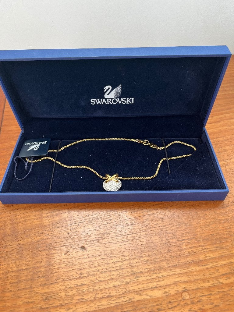 Swarovski ketting met hartvormige hanger, Ophalen of Verzenden, Zo goed als nieuw, Mode-accessoire