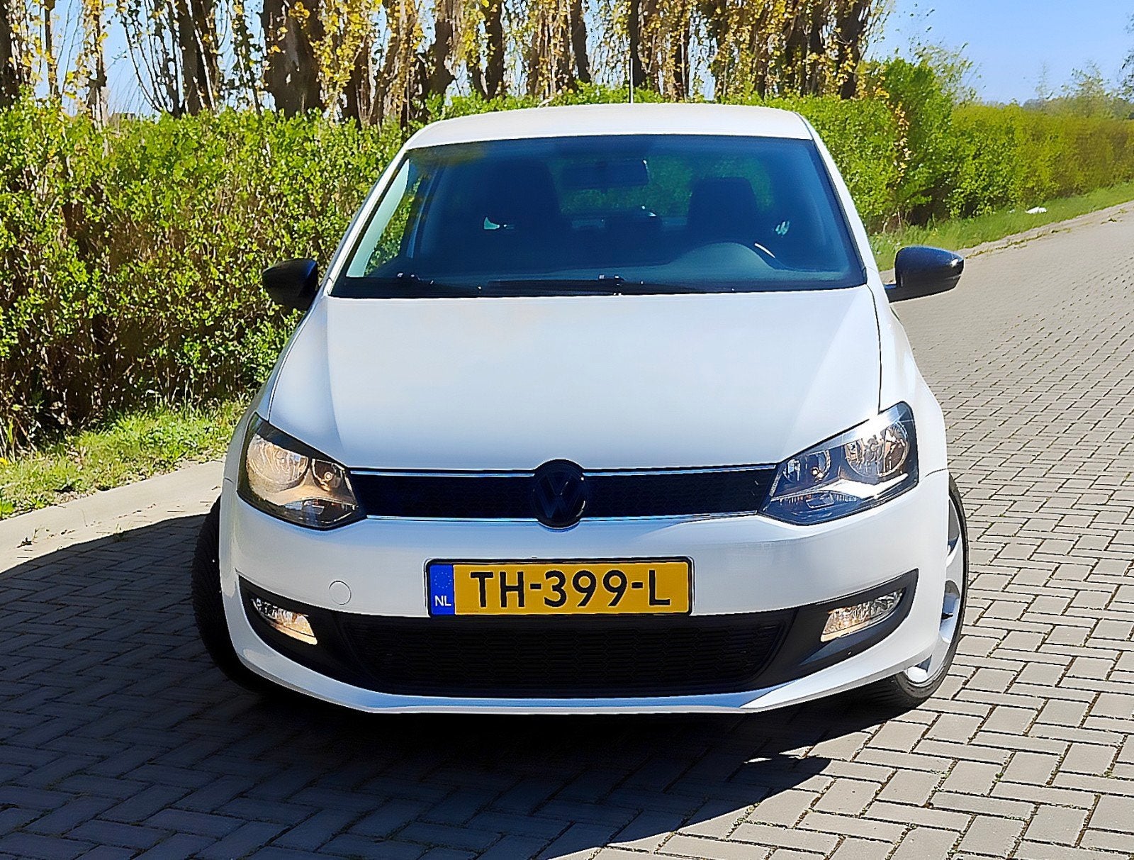Volkswagen Polo 1.4 16V FSI 63KW 2011 Wit, Voorwielaandrijving, 970 kg, 40 €/maand, 4 cilinders
