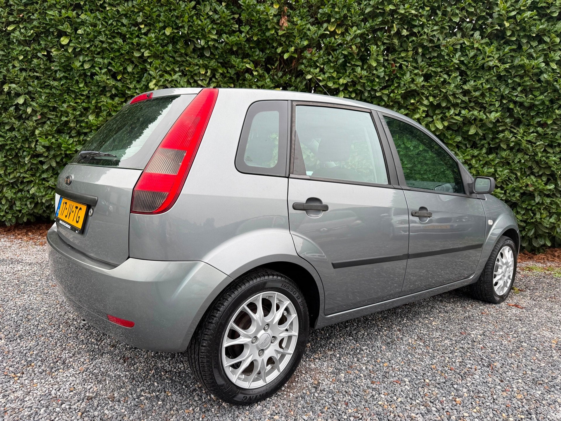 Ford Fiesta 1.4 Trend |NIEUWE APK|DB-RIEM V.V.|ELEKTR. PAKKE, Auto's, Voorwielaandrijving, Stof, Gebruikt, Zwart