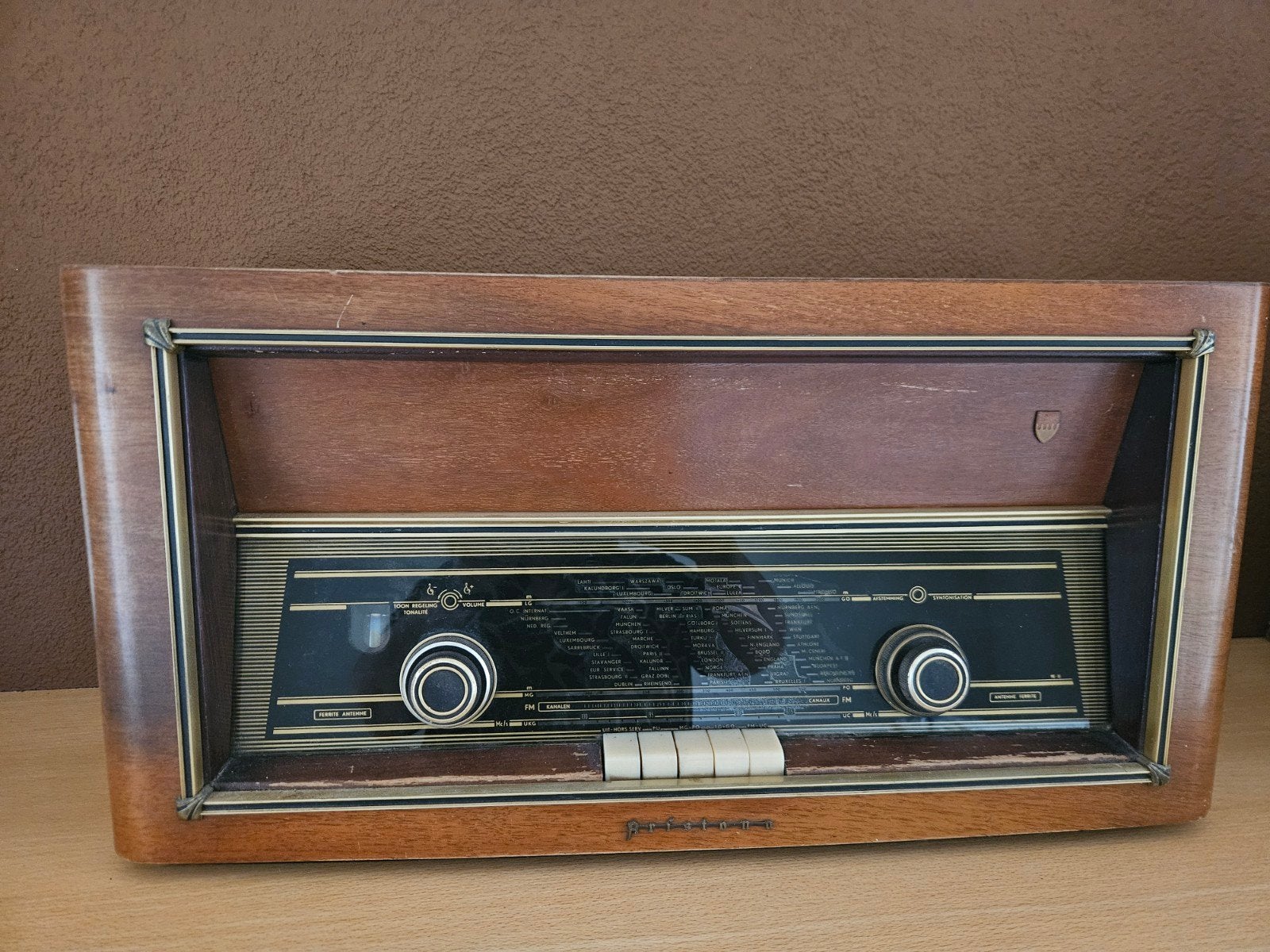 Vintage Aristona buizenradio  Jaren '50 design. Type SA3040A, Ophalen, Gebruikt, Radio