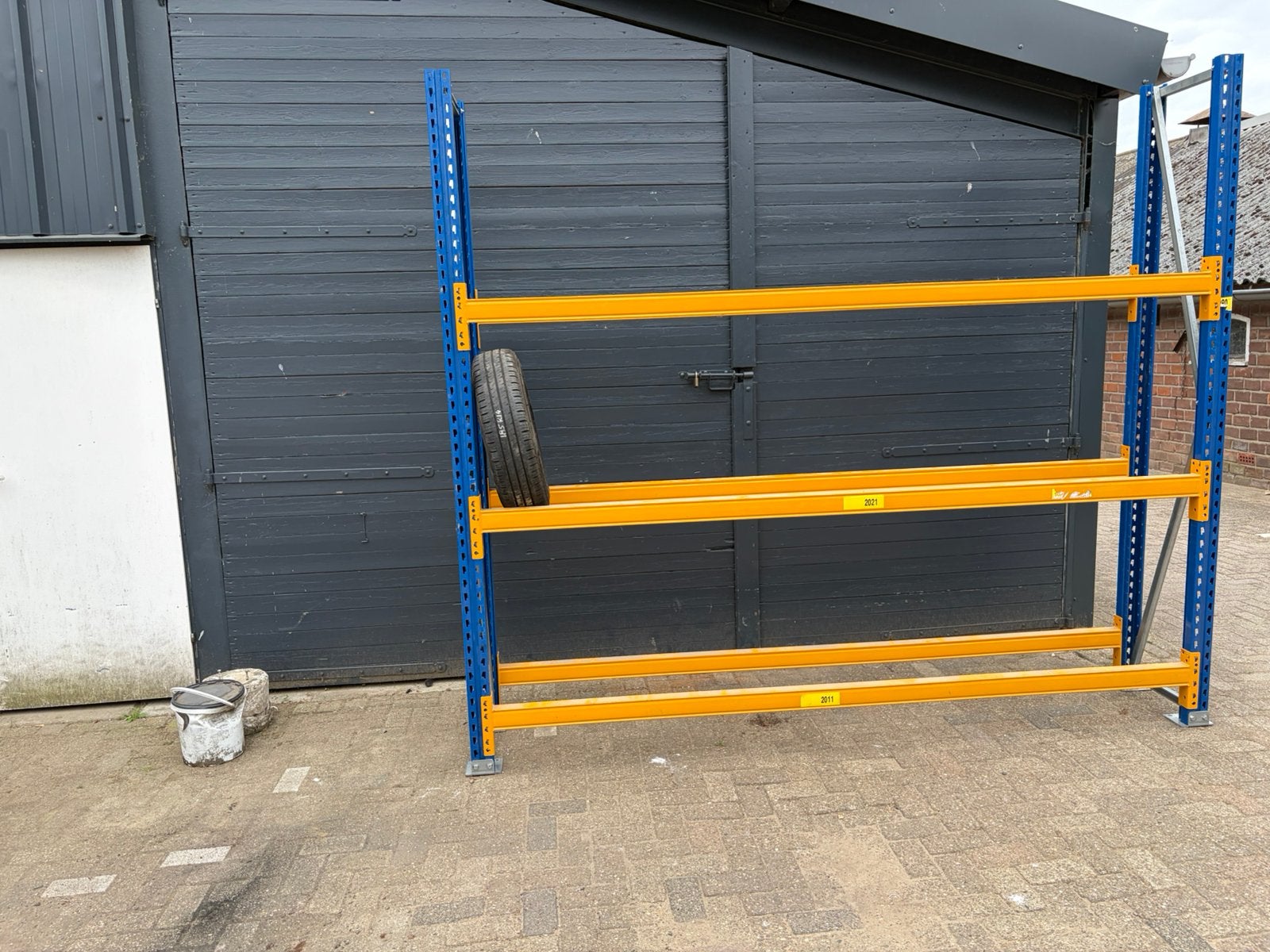 Nette zware bandenstelling stelling stellingen 50 euro pm, Ophalen, IJzer