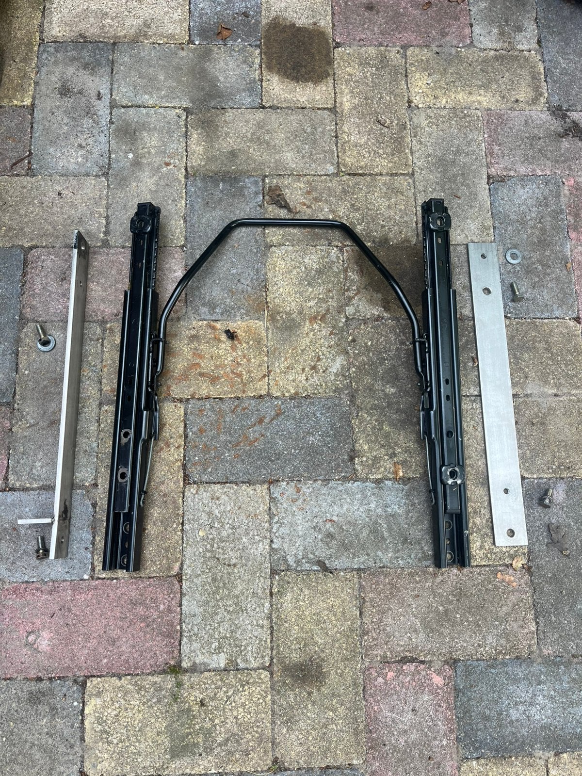 Aangepaste stoelrails incl. beugels. Voor lange mensen., Auto-onderdelen, Overige Auto-onderdelen, Alfa Romeo, Gebruikt, Ophalen of Verzenden