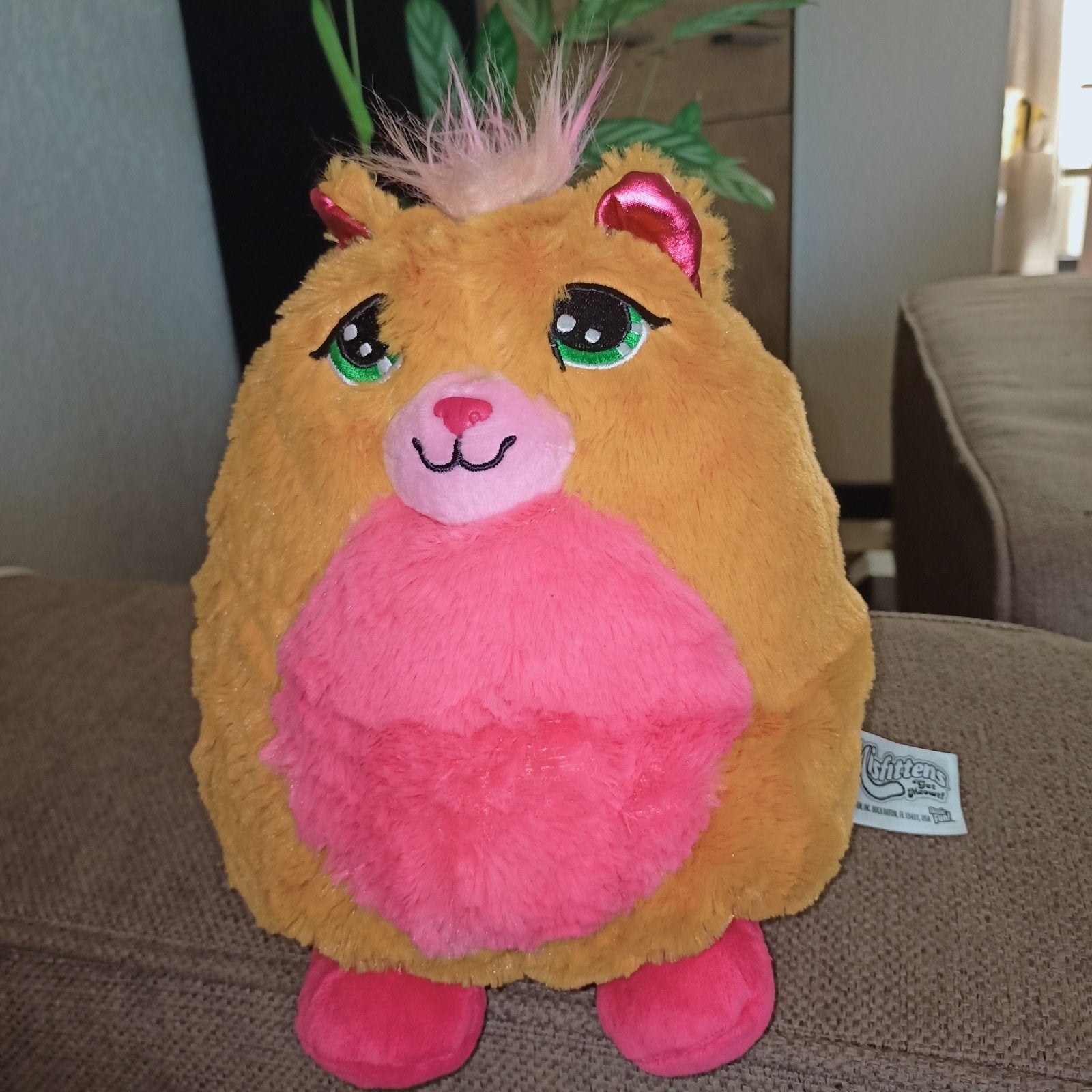 Misfittens, get meowt. 2022. Oranje kat met roze., Kinderen en Baby's, Speelgoed | Knuffels en Pluche, Oranje, Overige merken