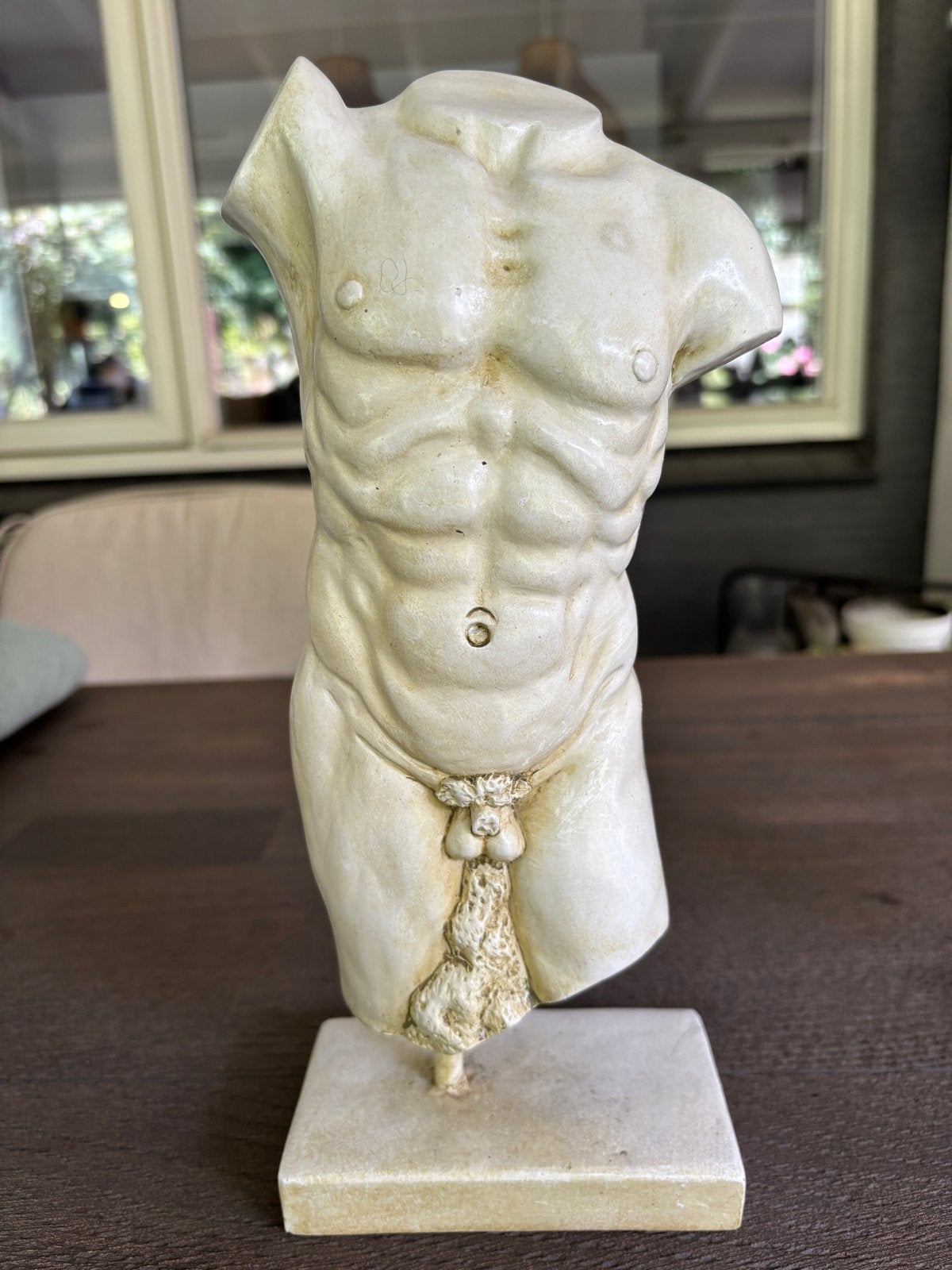 Klassiek torso beeld borstbeeld van een man op sokkel, Gips, Ophalen of Verzenden, 20 - 50 cm, Op sokkel