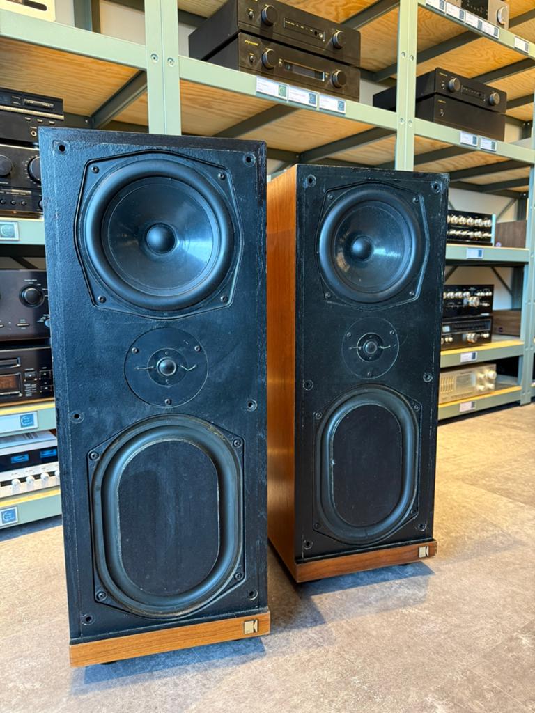 Kef Calinda, mooie staat, met garantie, Contact@vintageaudiobreda.nl, Zo goed als nieuw, Bosschendijk 193b, Oudenbosch, Front, Rear of Stereo speakers