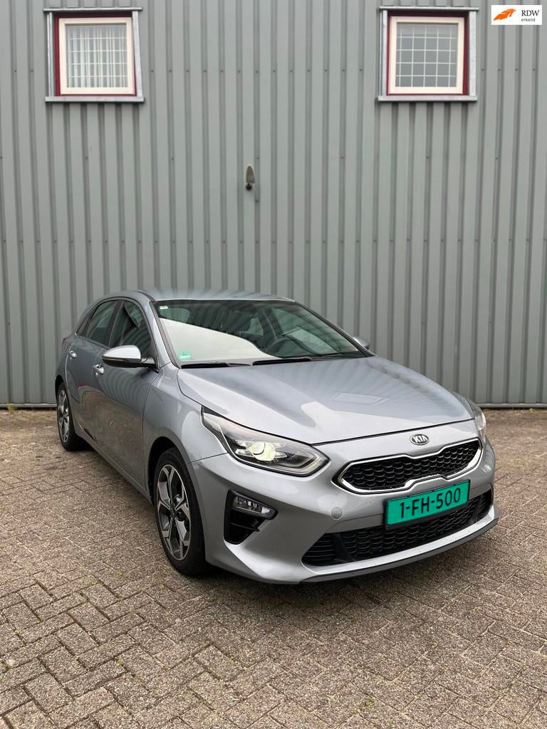 Kia Ceed 1.4 T-GDi ExecutiveLine/lage km/JBL/LEES TEKST, Auto's, Kia, Bedrijf, Te koop, (Pro) Cee d, ABS, Achteruitrijcamera, Adaptive Cruise Control