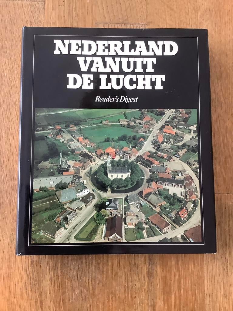 Drie interessante boeken (naslagwerken), Boeken, Partijen en Verzamelingen, Ophalen of Verzenden, Zo goed als nieuw, School, Studie en Wetenschap