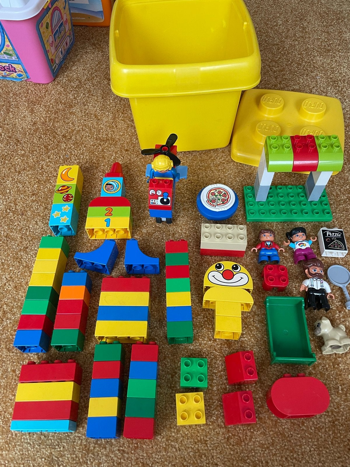 Grote partij LEGO Duplo met opbergtonnen en figuren, Verzenden, Gebruikt, Overige merken