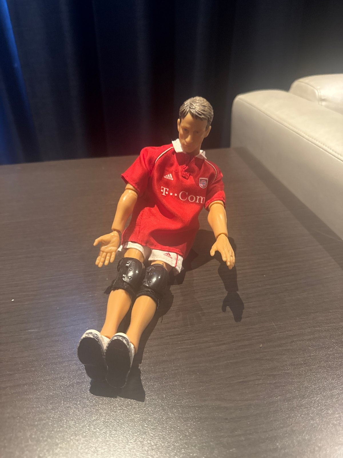 Roy Makaay Barbie actiefiguur Bayern München, Ophalen of Verzenden, Gebruikt