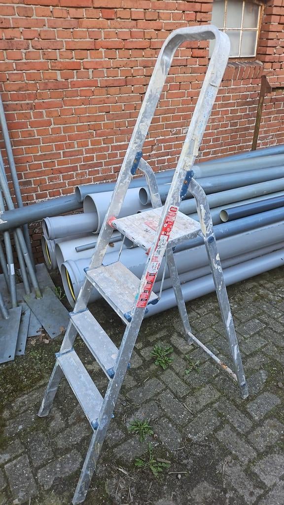Altrex 4 traps trappetje, Doe-het-zelf en Verbouw, Ladders en Trappen, Ophalen of Verzenden, 4 meter of meer