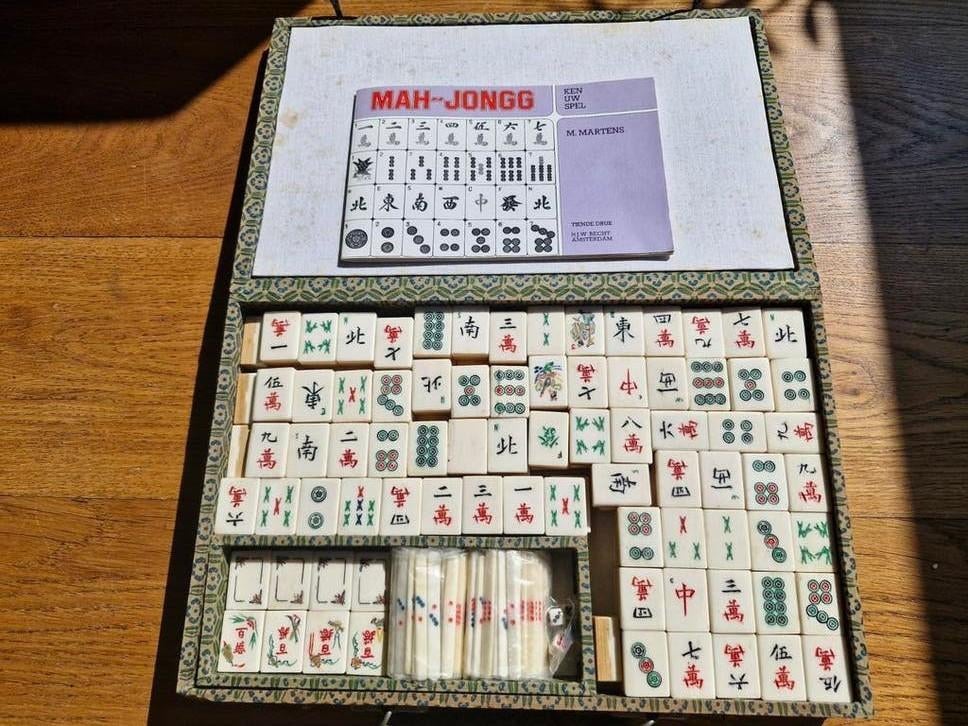 Mahjong, Ophalen, Minder dan 500 stukjes, Zo goed als nieuw, Overige typen