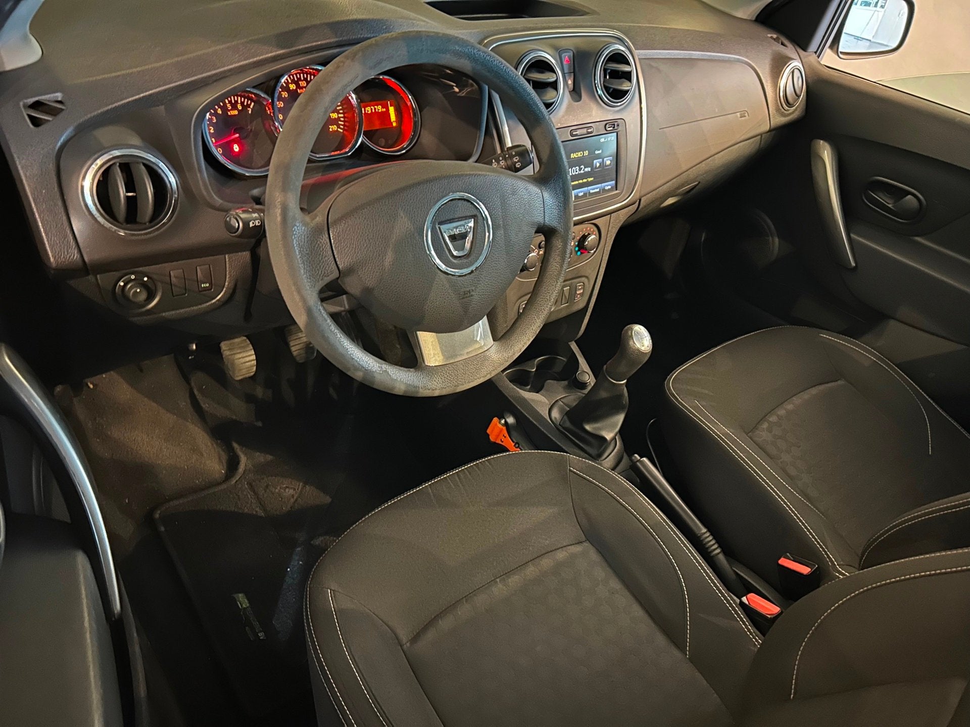 Dacia Sandero 0.9 TCe Lauréate|2E EIG|NAP|NAVI|APK04-27|TRE, Auto's, Voorwielaandrijving, Gebruikt, 31 €/maand, 937 kg