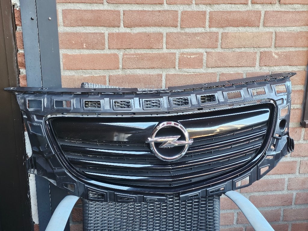 "Opel Insignia A" front Grille.., Ophalen of Verzenden, Gebruikt, Opel, Bumper