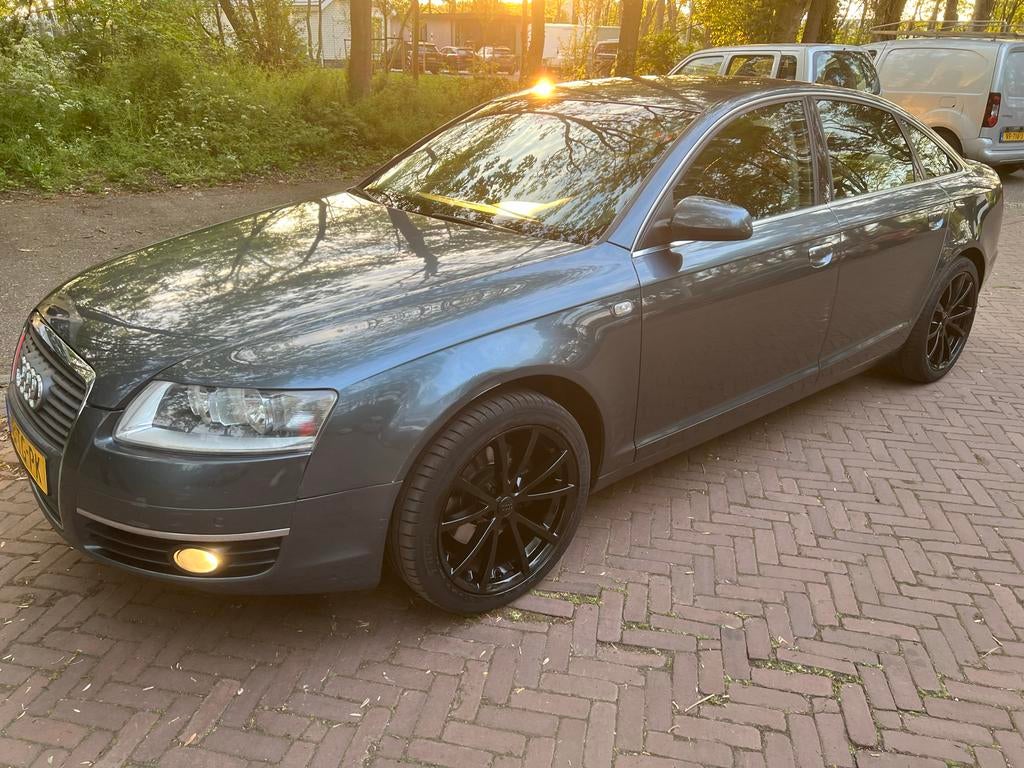 Audi A6 2.4 V6 130KW Multitronic 2006 Blauw, 1800 kg, Blauw, Bedrijf, 6 cilinders