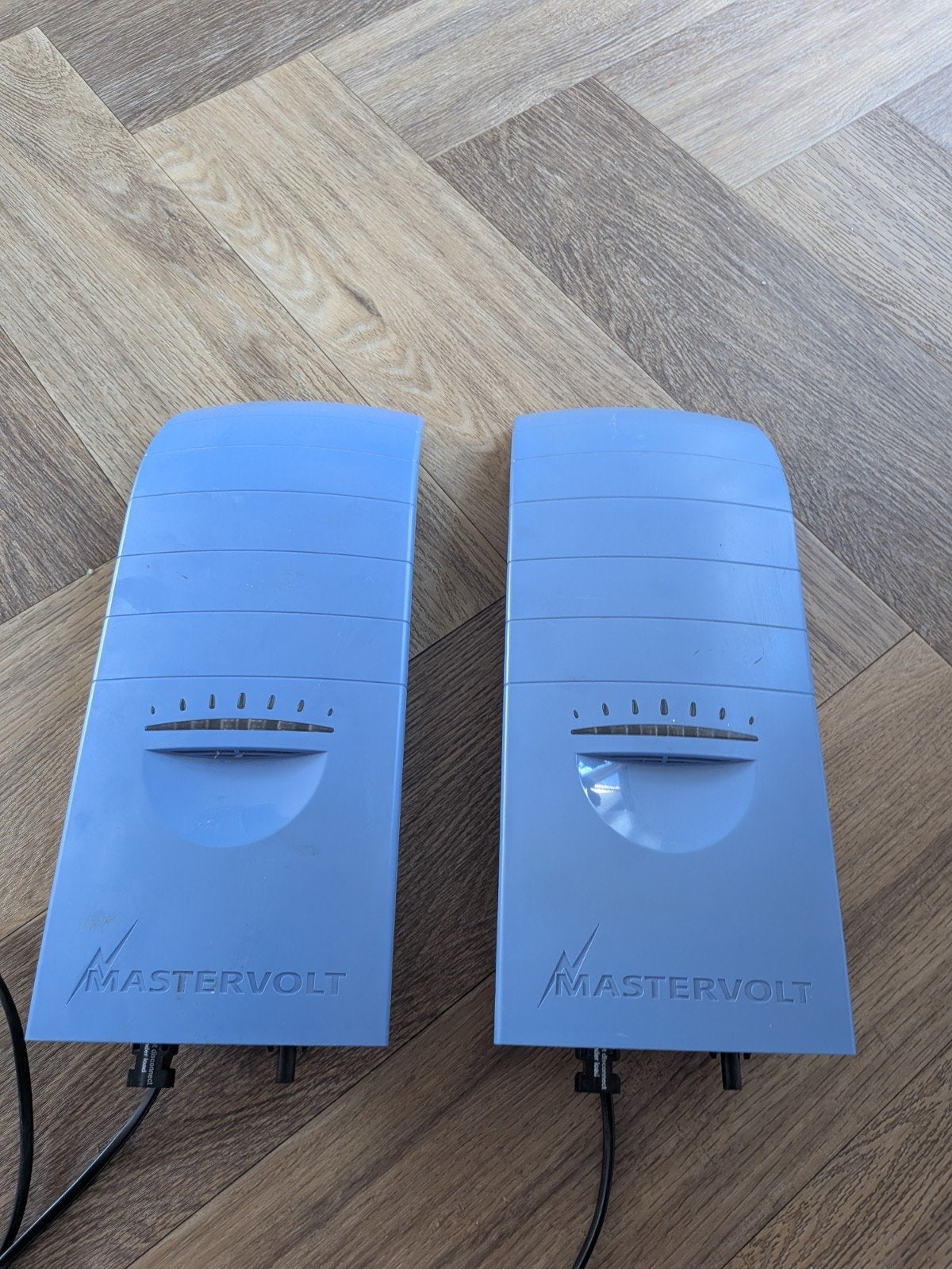 Mastervolt omvormers,2 stuks voor klein (eigen) zonne-systee, Ophalen of Verzenden, Gebruikt, Overige typen